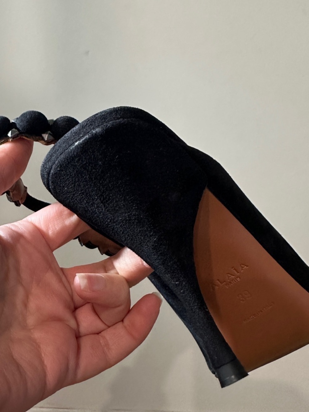 Alaia Mini Bombe Ankle Strap Pump, 39. NEW SOLD OUT - Picture 6 of 14